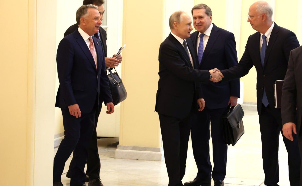 В Санкт-Петербурге завершилась встреча Виткоффа с Путиным: первые детали и фото