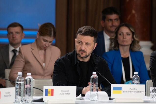 Володимир Зеленський закликав продовжувати підтримувати Україну та заявив, що Путін хоче продовжувати воювати проти України